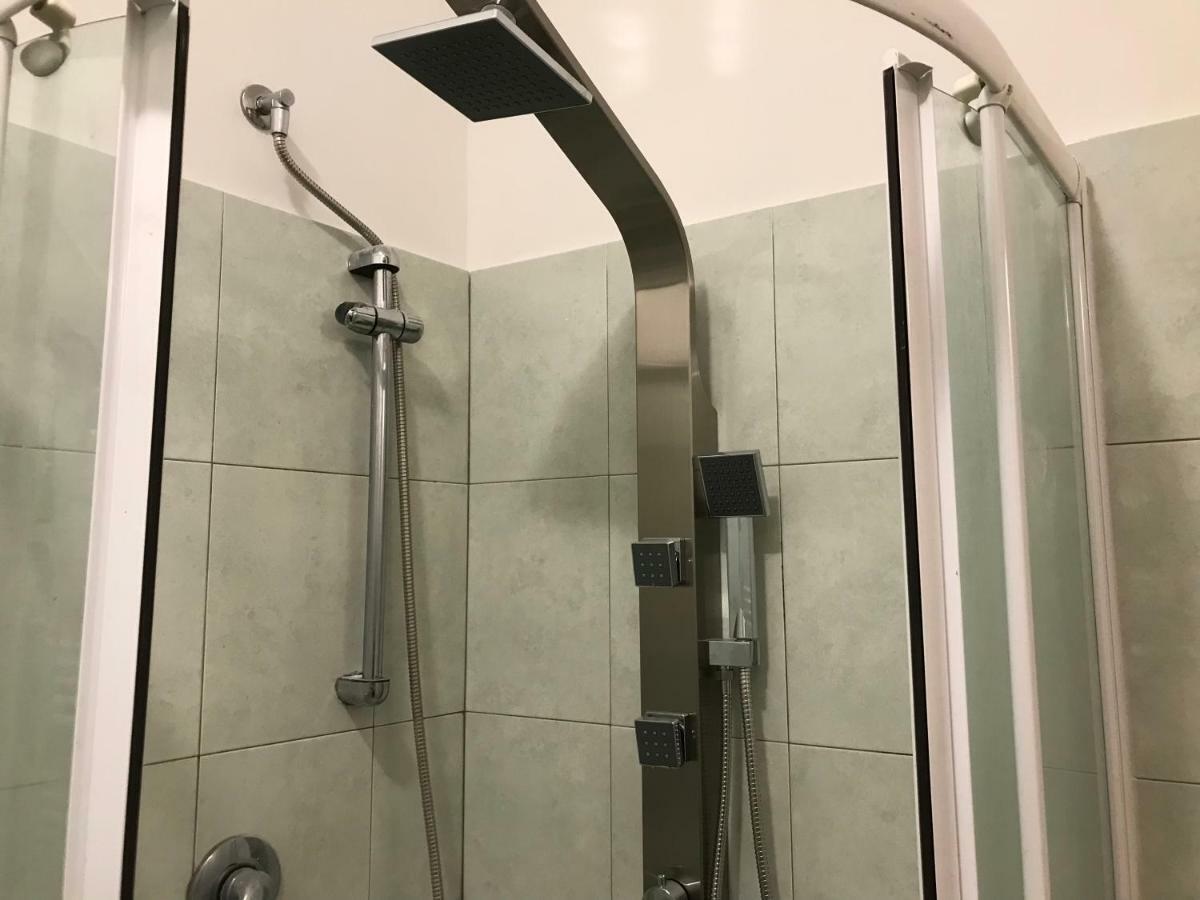La Quiete In Centro Storico Apartman Genova Kültér fotó
