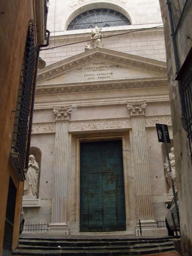 La Quiete In Centro Storico Apartman Genova Kültér fotó